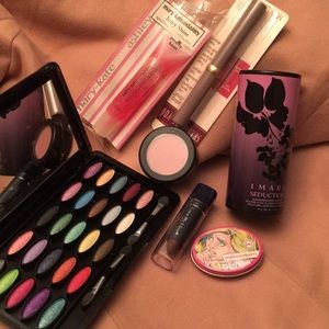 Make up bundles! NEW